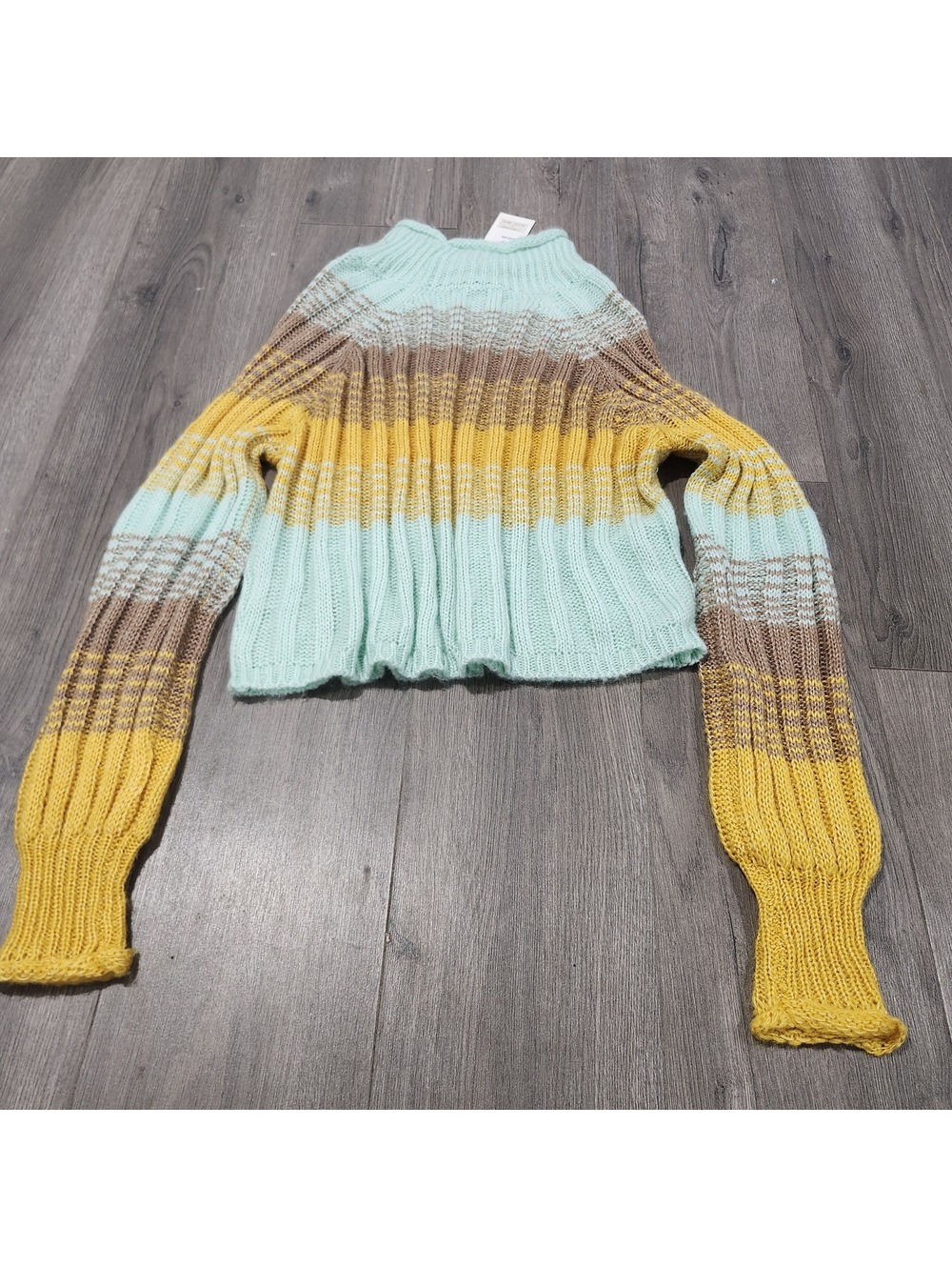 New In Multicolor Ribbed Knit Sweater Size Large NWT - Picture 9 of 9